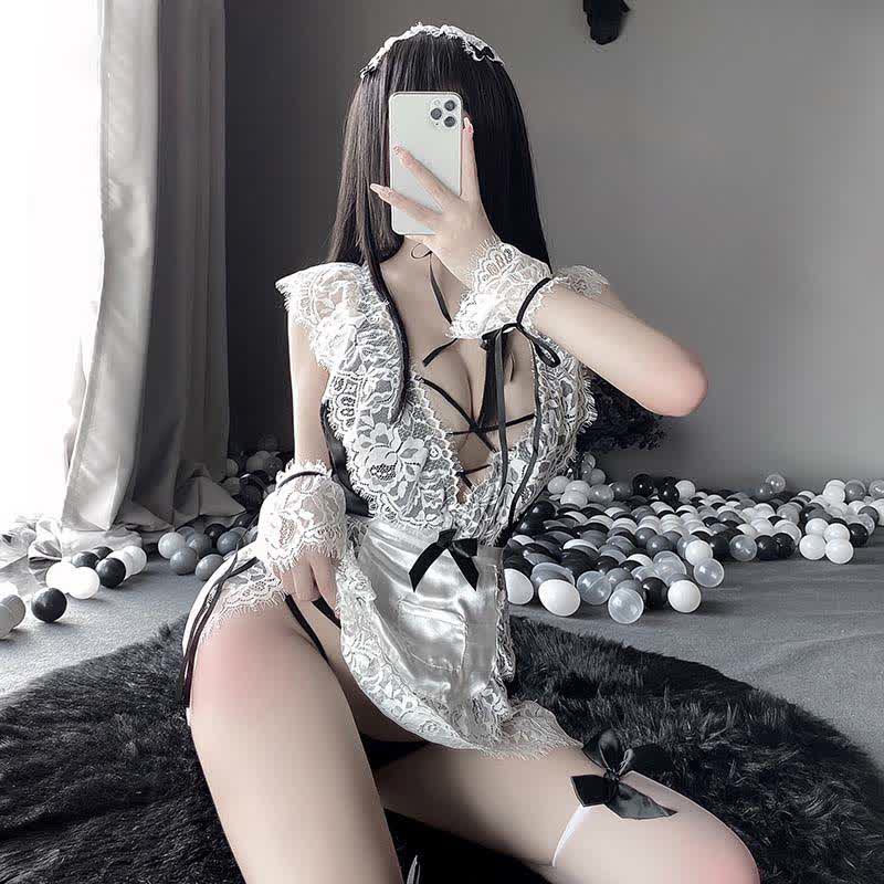 Robe de lingerie en dentelle profonde avec nœud noir Cosplay Maid