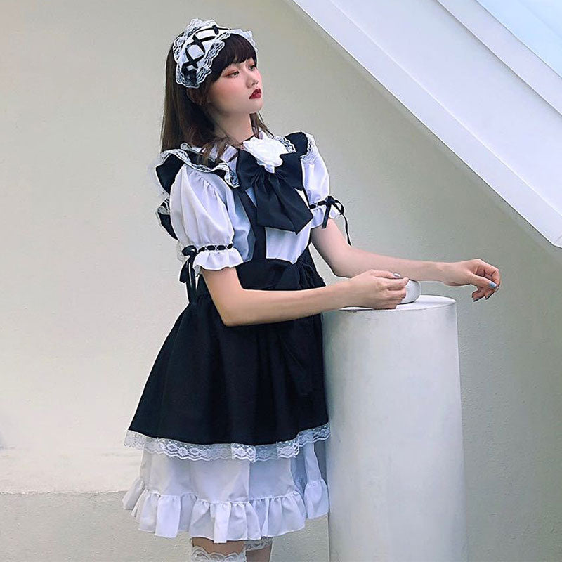 Robe de costume de soubrette gothique Lolita avec nœud papillon