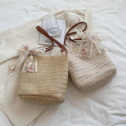 Bow Knit Straw Bag