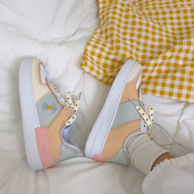 Daisy Sneakers