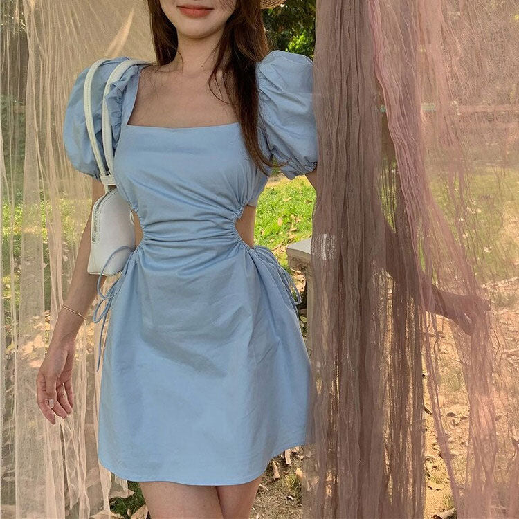 Mini-robe d'été bleue