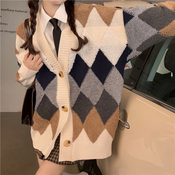 Ästhetischer Argyle-Cardigan