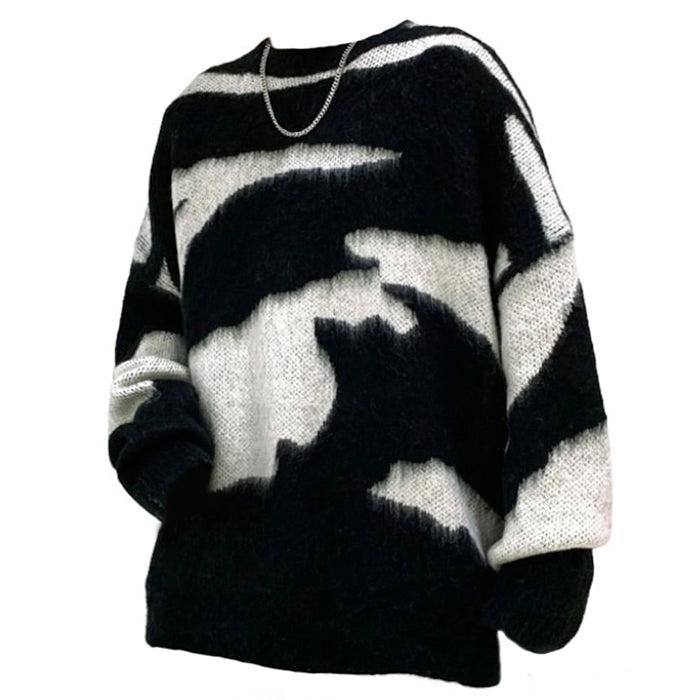 Pull noir duveteux Y2K