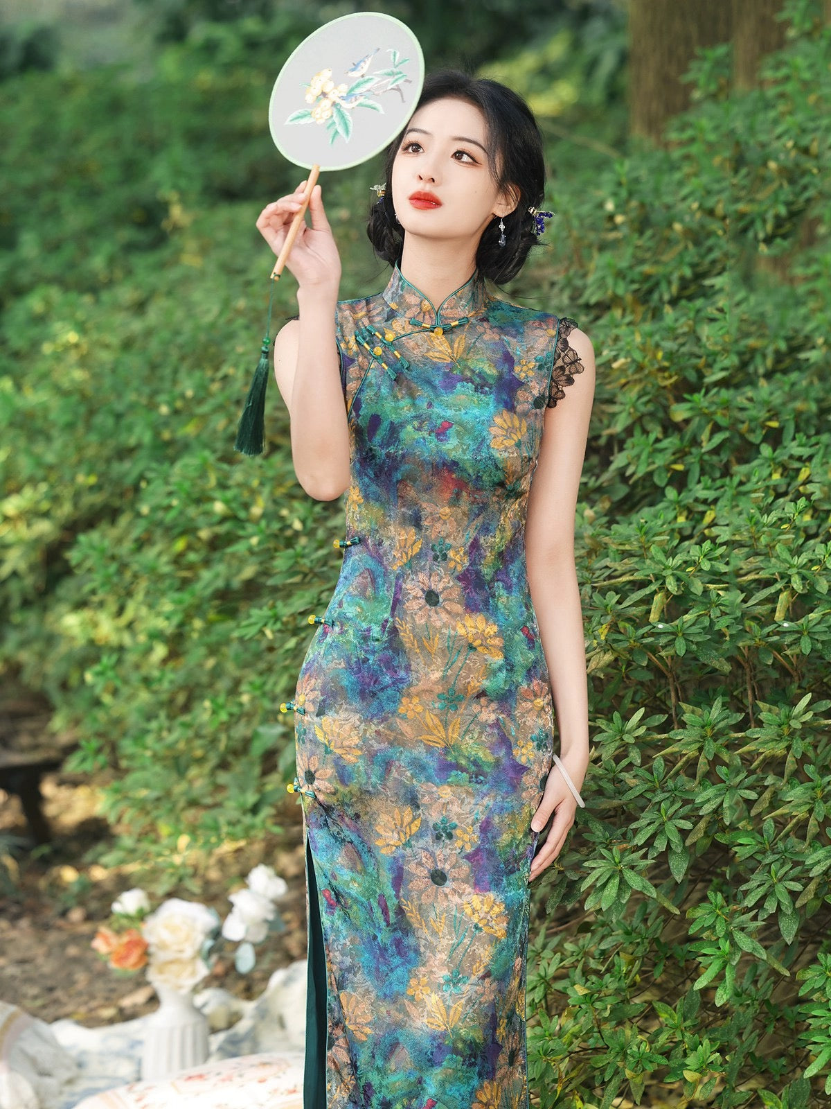 Cheongsam long sans manches à fleurs rétro