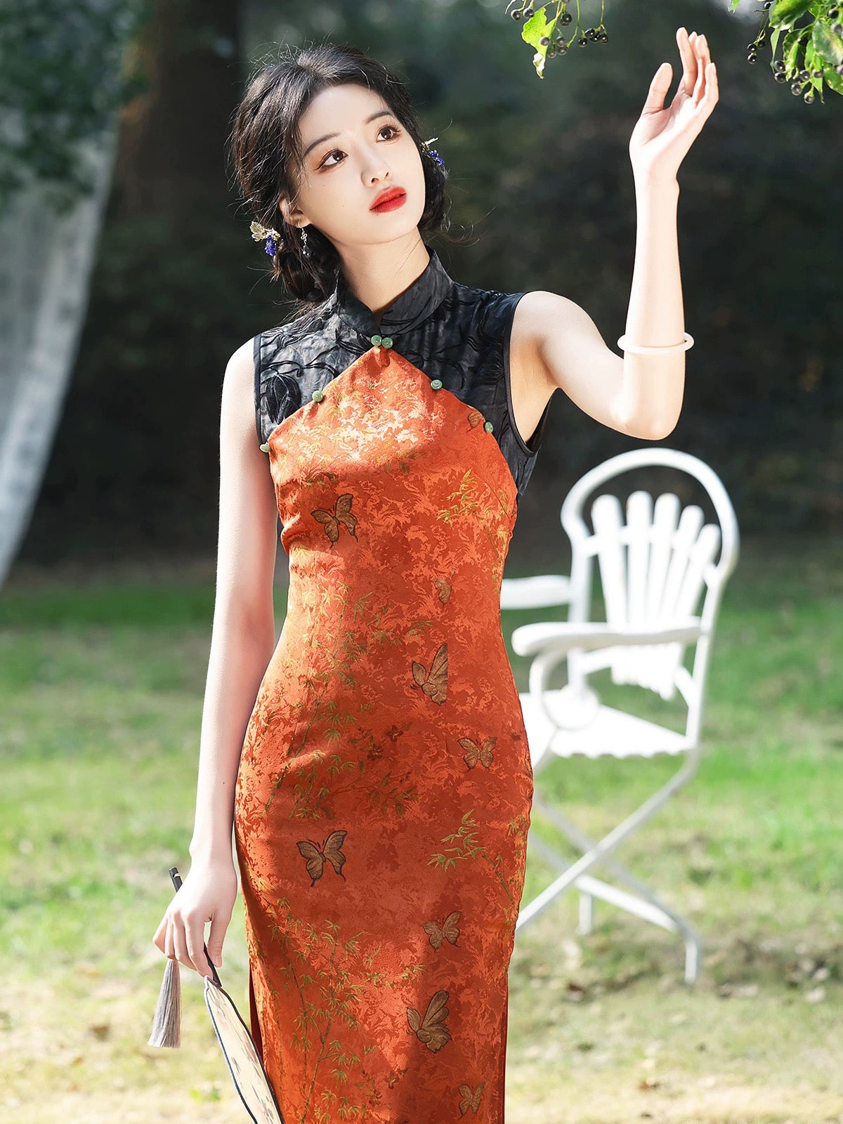 Robe cheongsam à motifs orange