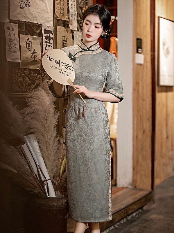 Grey Knotted Mid Sleeve Cheongsam