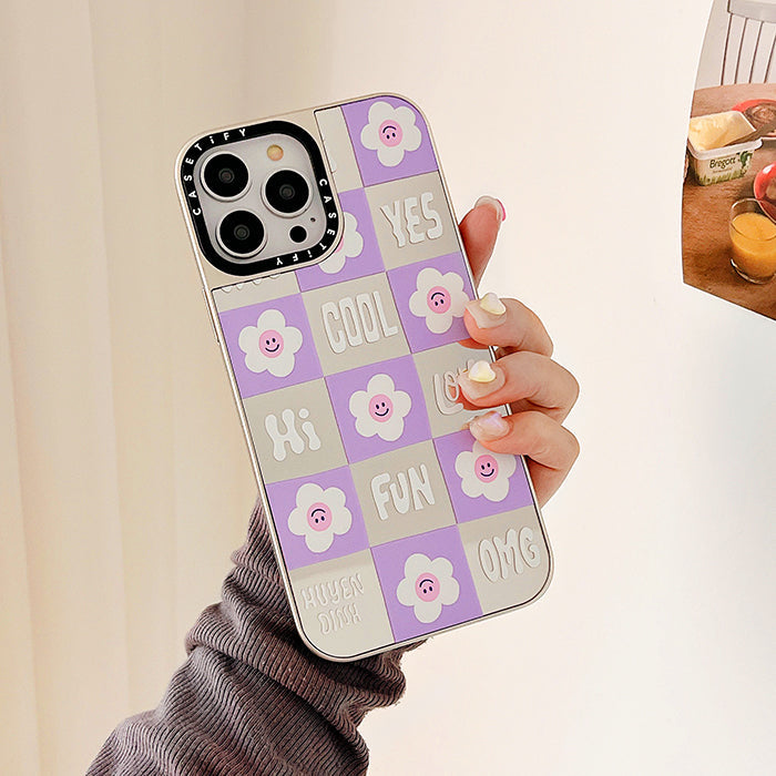 Coque iPhone à motif floral violet