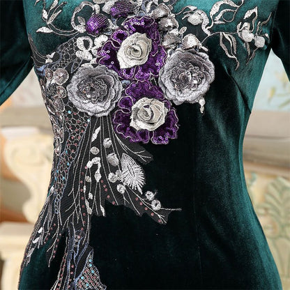 3/4-Sleeve Slit-Side Embroidered Cheongsam