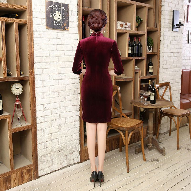 3/4-Sleeve Slit-Side Cheongsam