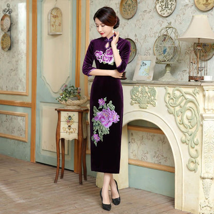3/4-Sleeve Embroidery Velvet Cheongsam