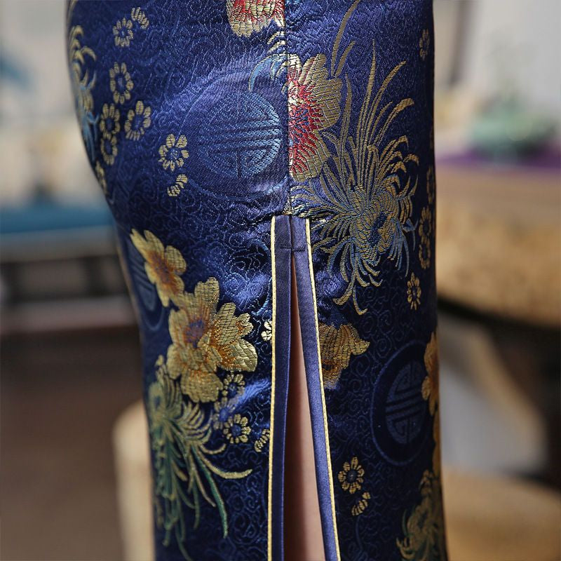 Short-Sleeve Jacquard Midi Cheongsam