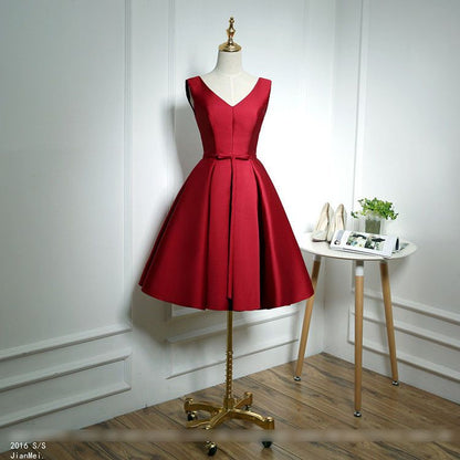 Plain Sleeveless Cocktail Dress