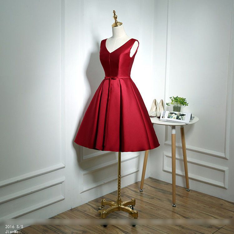 Plain Sleeveless Cocktail Dress