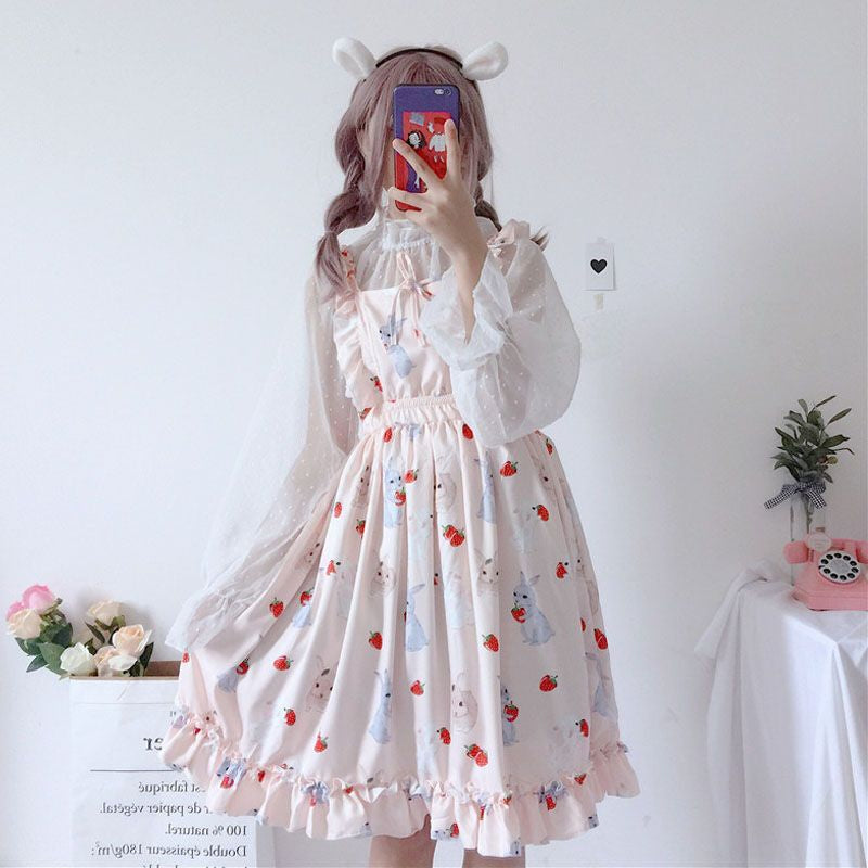 Robe trapèze Lolita à tablier imprimé lapin / Chemisier en maille transparente à pois