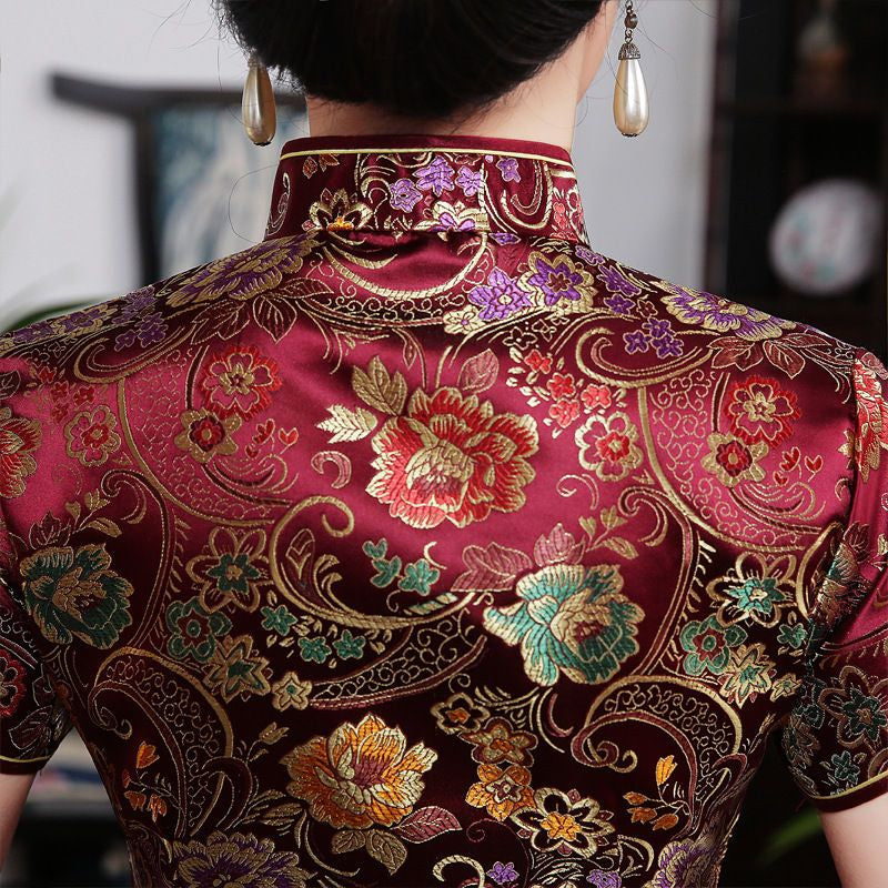 Short-Sleeve Floral Embroidered Qipao