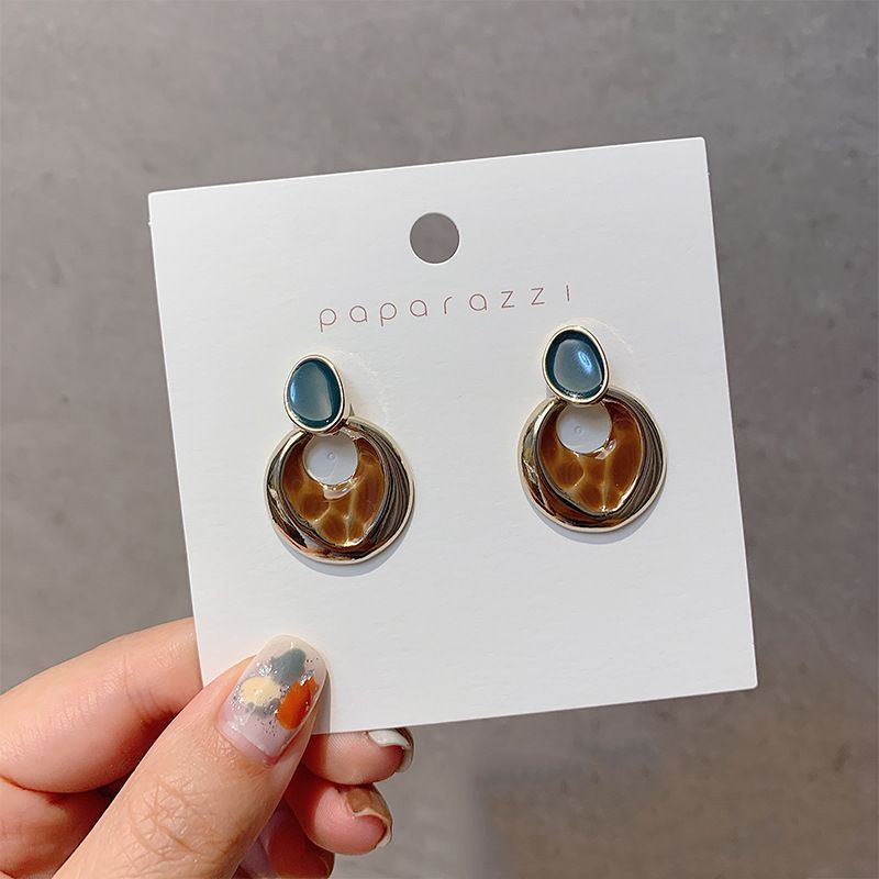 Retro Disc Drop Earring