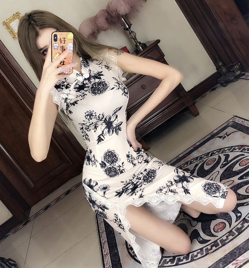 Sleeveless Floral Print Midi Qipao