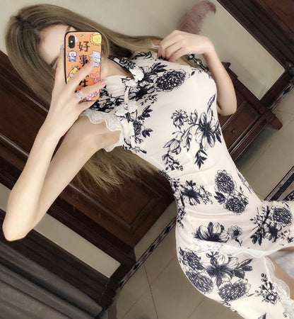 Sleeveless Floral Print Midi Qipao