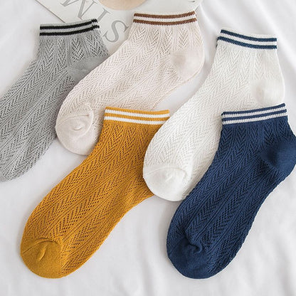 Set Of 5 Pairs: Perforated No Show Socks