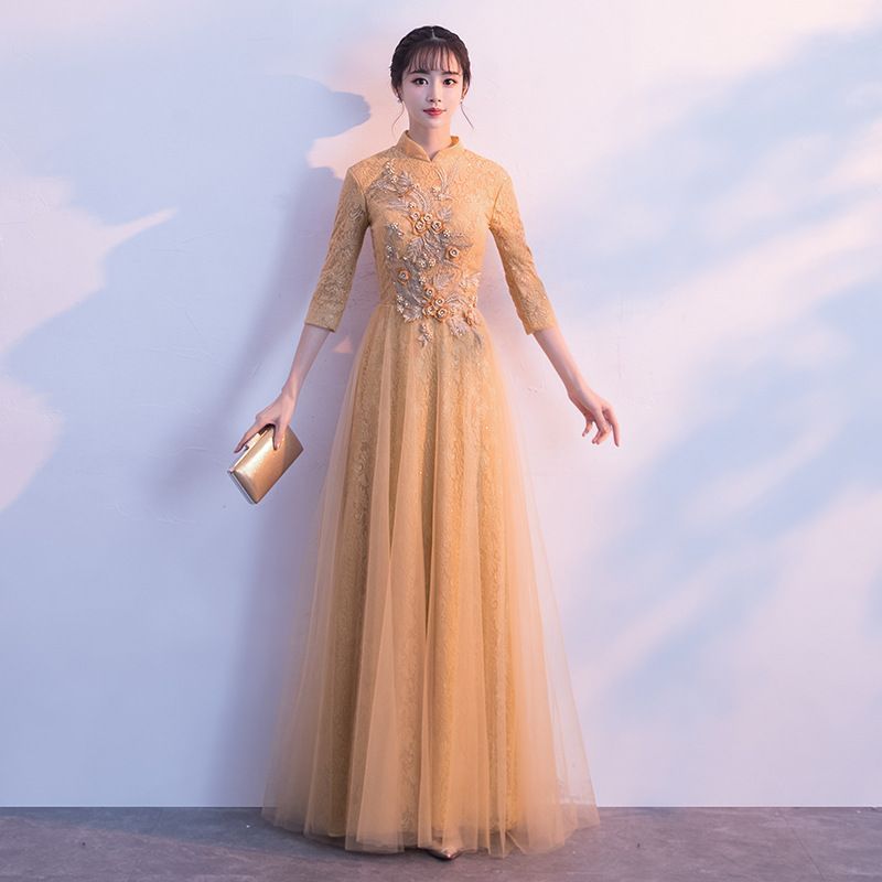Lace Elbow-Sleeve Sheath Evening Gown