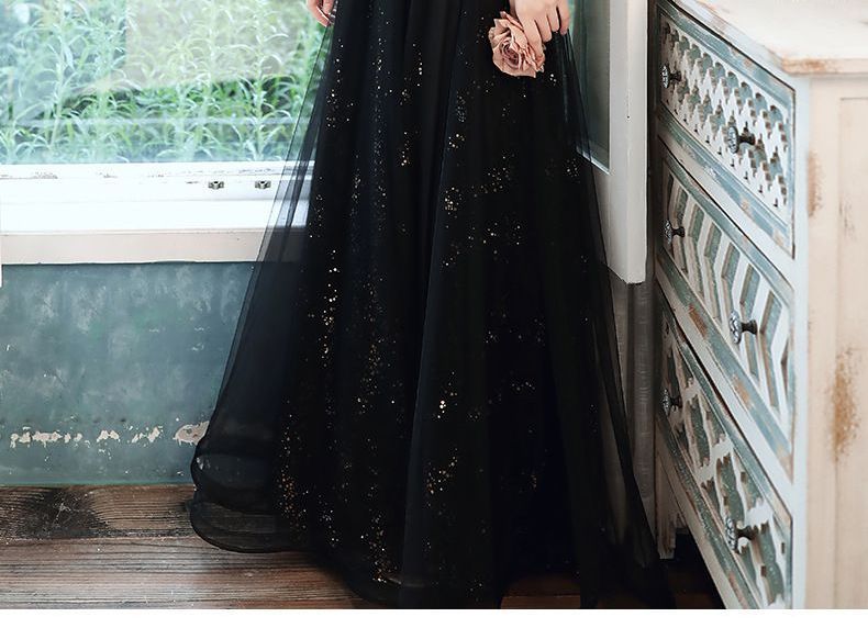 Short-Sleeve Glitter Mesh A-Line Gown