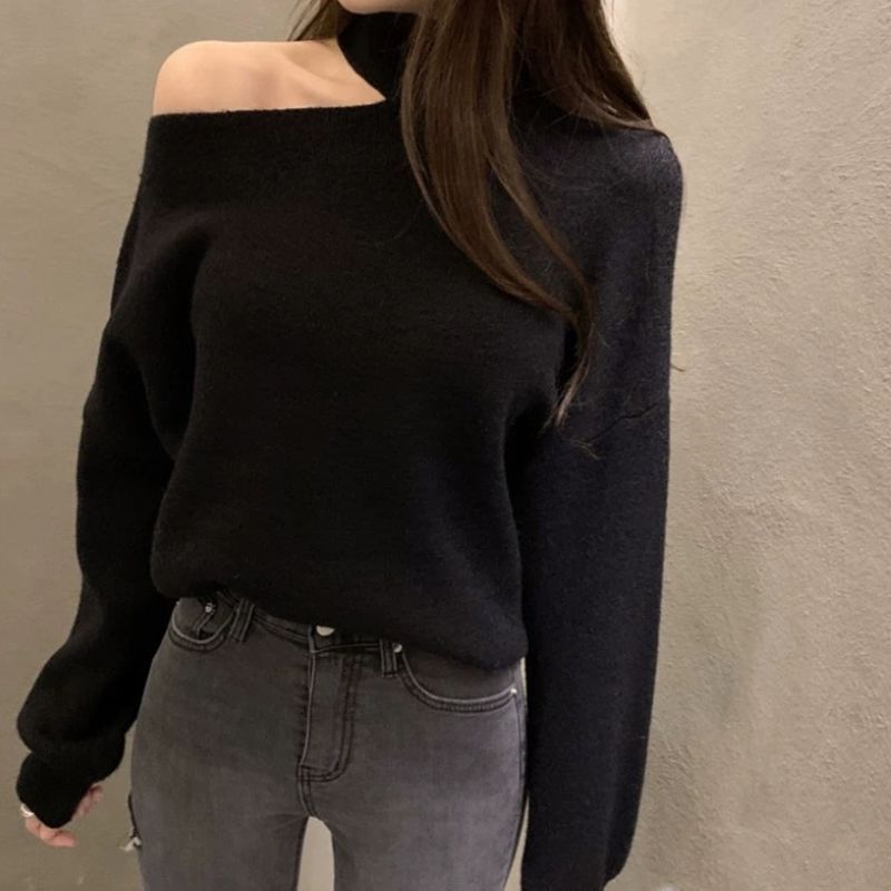 Rollkragenpullover mit Cold-Shoulder-Ärmeln