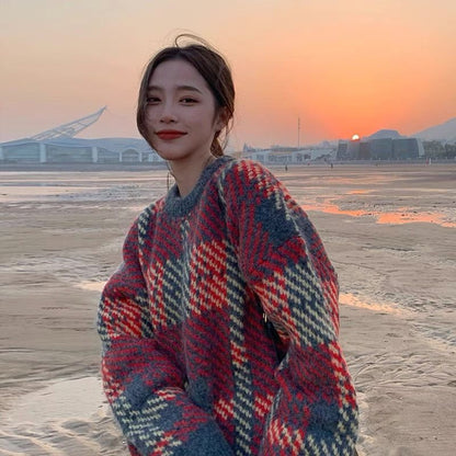 Karierter Pullover mit Rundhalsausschnitt