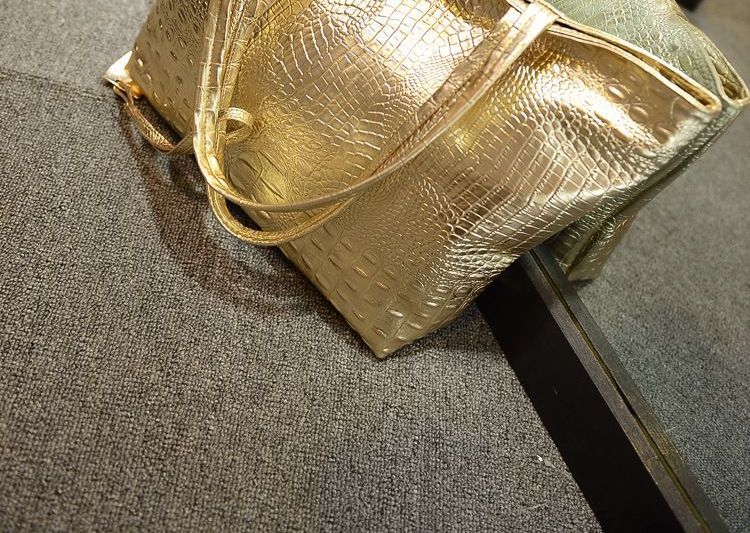 Croc Grain Tote Bag