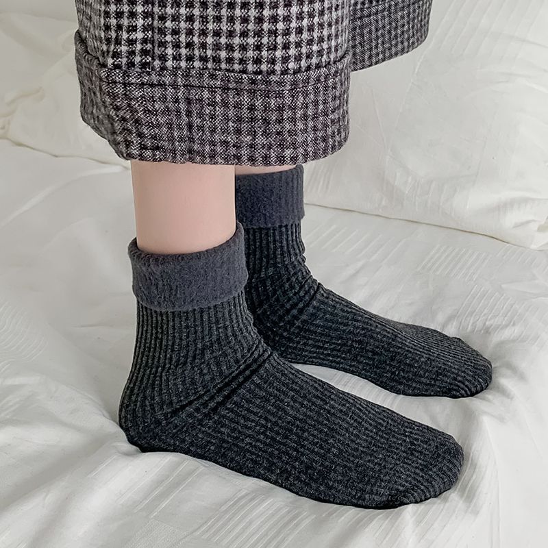 Set Of 3 Pairs: Plain Socks