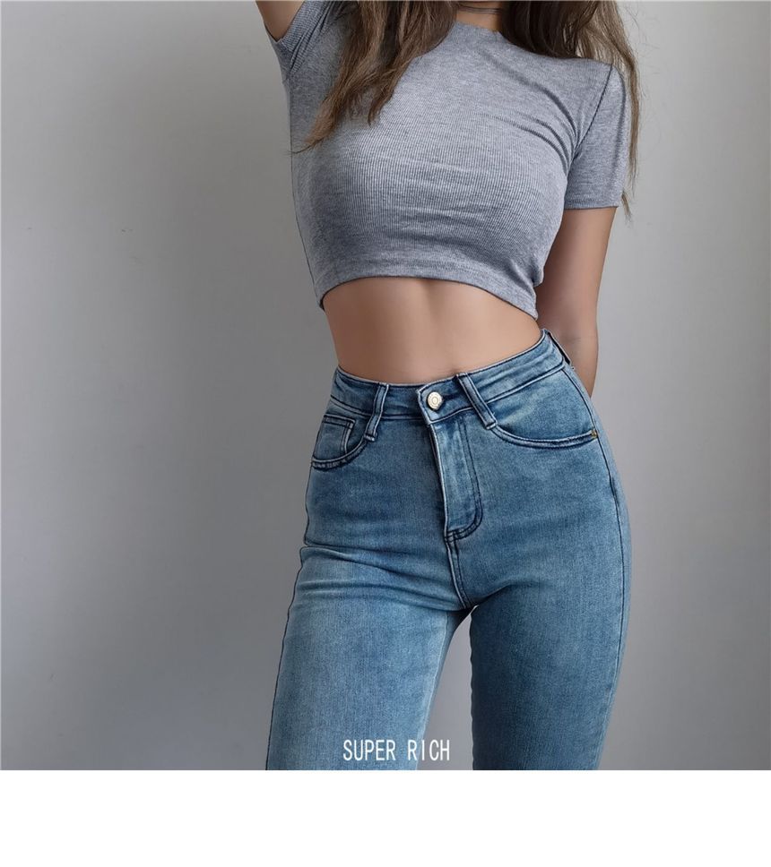 Cropped Top Plain Short-Sleeve