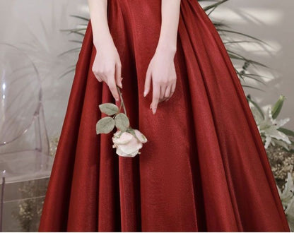 Puff-Sleeve A-Line Cocktail Dress / Evening Gown