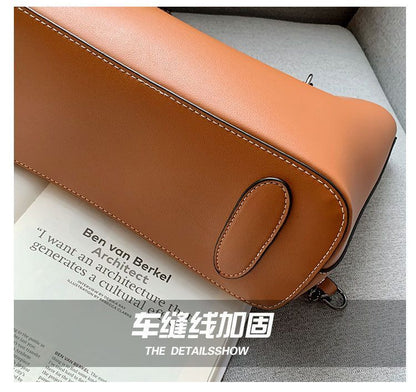 Chain Strap Tote Bag