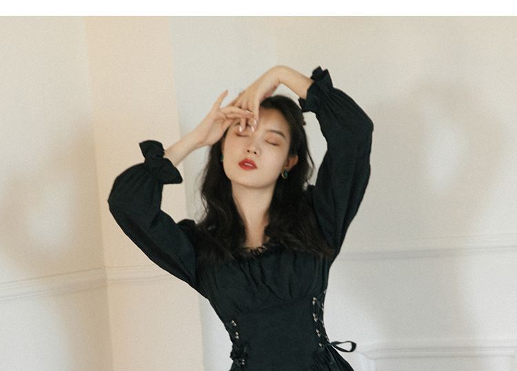 Long-Sleeve Lace Up Midi A-Line Dress