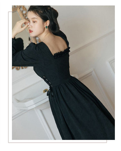 Long-Sleeve Lace Up Midi A-Line Dress