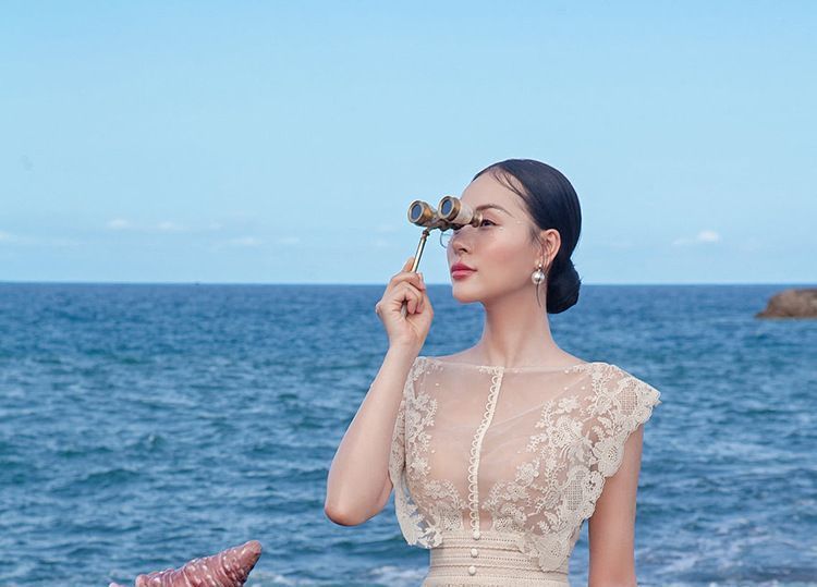 Sleeveless Lace A-Line Party Dress