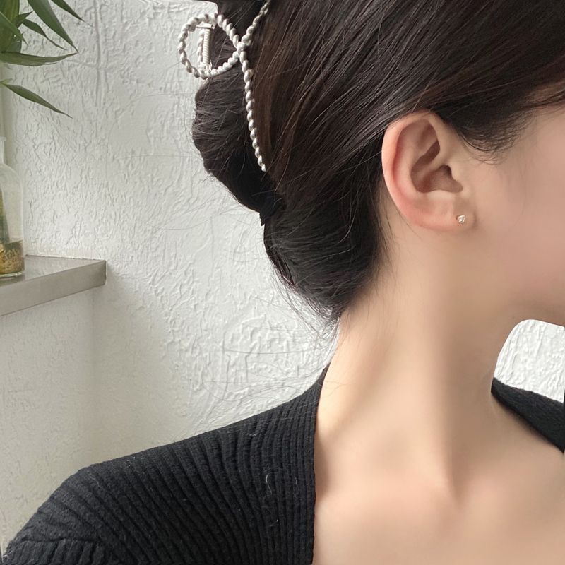 4 Pair Set:  Faux Pearl / Rhinestone / Alloy Earring (various designs)