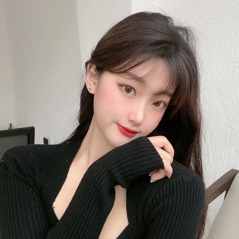 4 Pair Set:  Faux Pearl / Rhinestone / Alloy Earring (various designs)