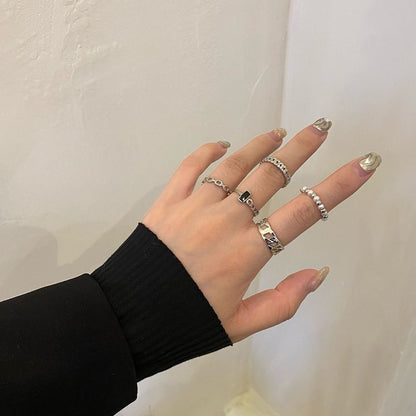 Set of 5: Faux Pearl / Alloy Ring (various designs)