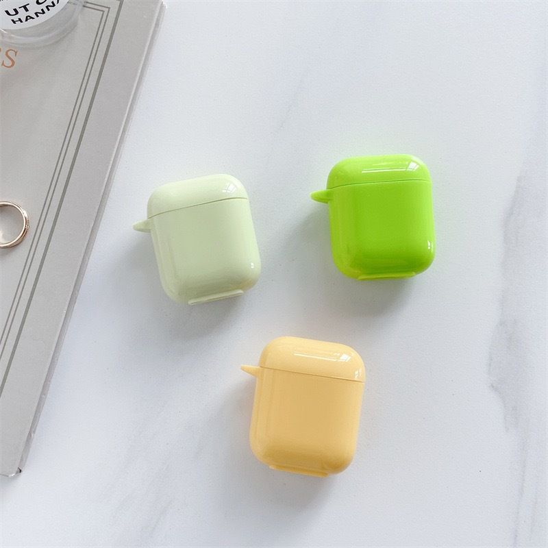 Plain AirPods / Pro Earphone Case Skin