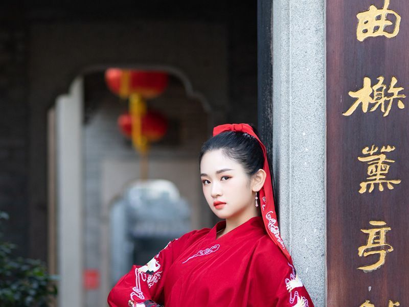 Couple Matching Set: Hanfu Top + Skirt