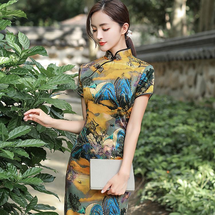 Short-Sleeve Print Midi Qipao