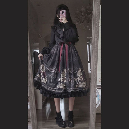 Lolita-Rüschenhemd / Overallkleid mit bedrucktem Schleifenakzent / A-Linien-Rock