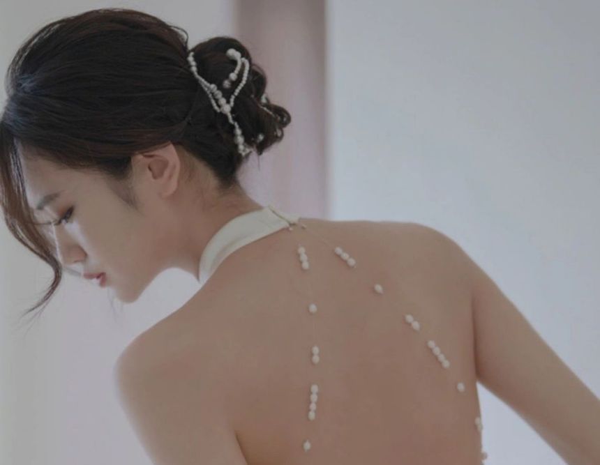 Wedding A-Line Halter Gown Backless