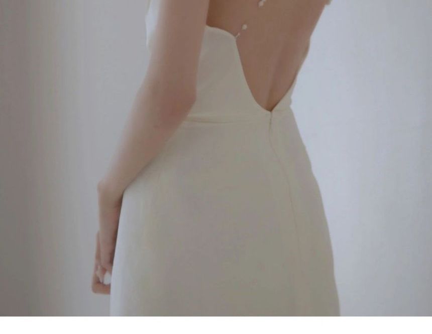 Wedding A-Line Halter Gown Backless