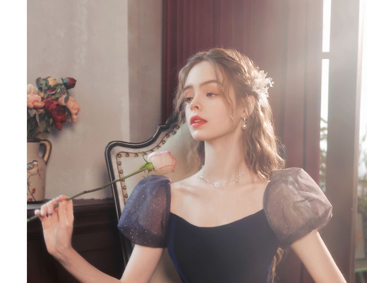 Evening Short-Sleeve Mesh Gown Glitter