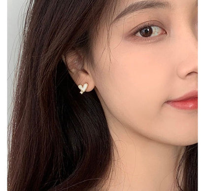 Flower Heart Shell Asymmetrical Alloy Earring