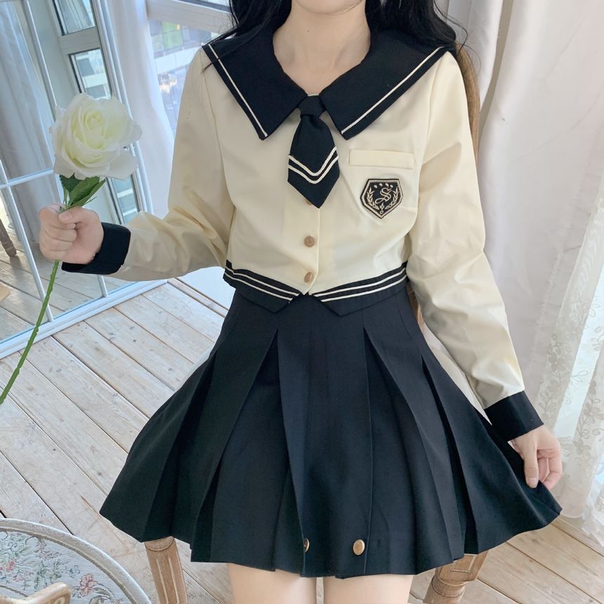 Sailor Collar Shirt  / Pleated Skirt