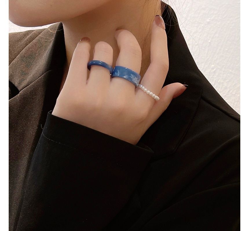 Set Of 3: Resin Ring + Faux Pearl Ring