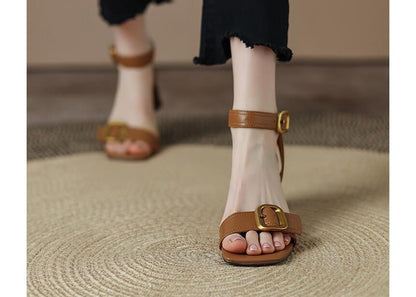 Round Heel Buckled Sandals