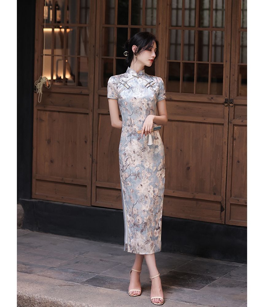 Floral Slit Midi Qipao